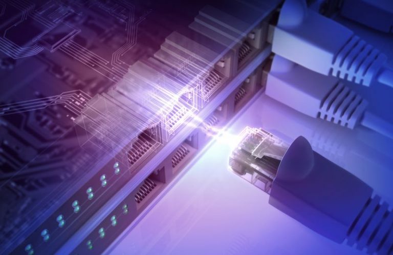 Intel ищет инвесторов для своего сетевого подразделения