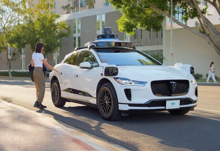Расследование аномального поведения беспилотных такси Waymo завершено