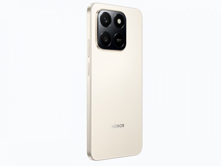 Доступный и прочный: новый смартфон Honor X7d