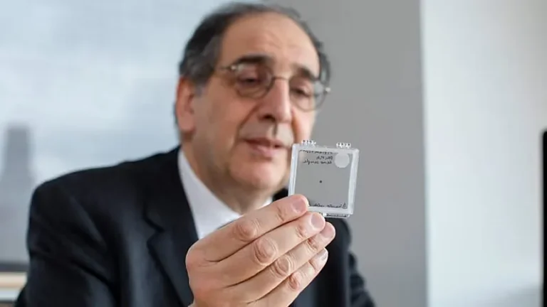 Новое устройство для восстановления зрения: кибер-глаз, меняющий жизни слепых