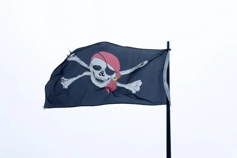 Пираты «уплывают» из России в Беларусь: новые горизонты для заработка