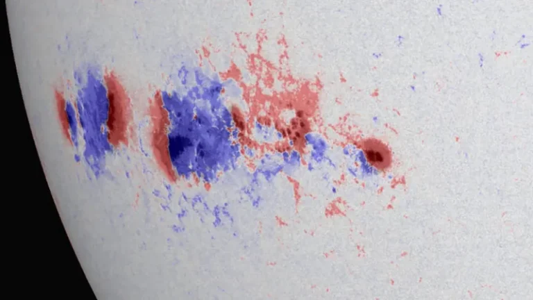 Аномальная солнечная активность: к чему готовиться в декабре 2025 года?